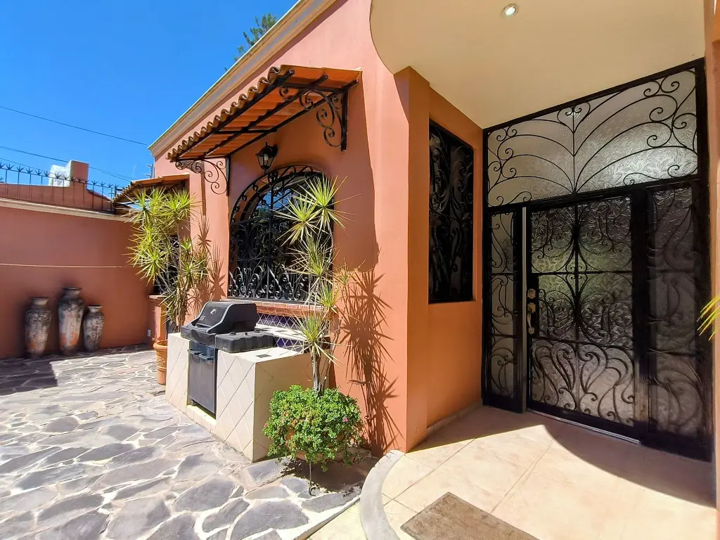 CR80 ENTRADA BBQ 2.webp