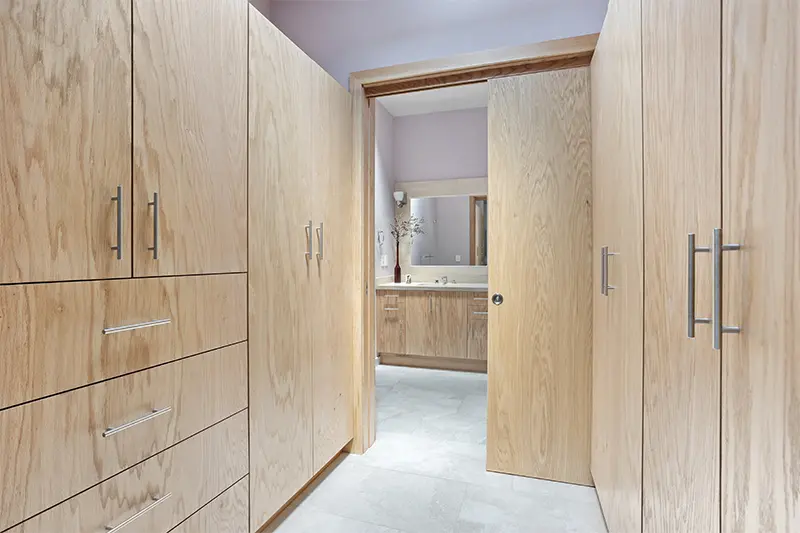 BATHROOM.webp