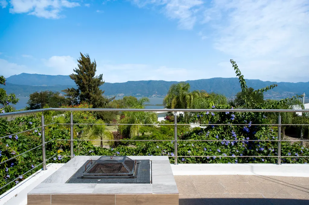 TERRACE 1.webp