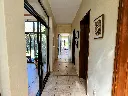 CR80 PASILLO INTERIOR.webp