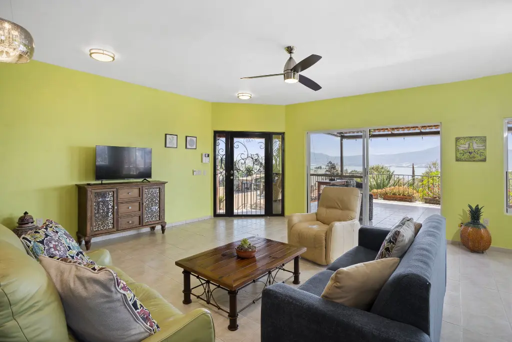 CKISKADEE LIVING ROOM TERRACE.webp