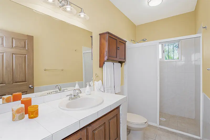 CKISKADEE GUEST BATH.webp