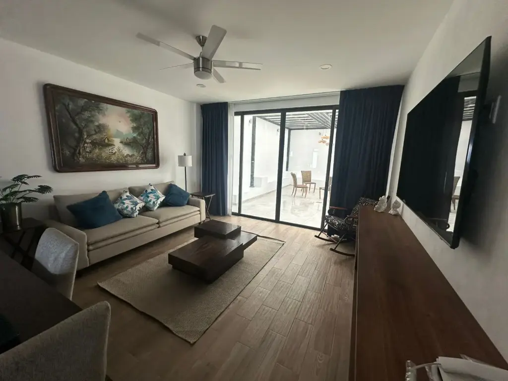 LUXOR LOFT 7