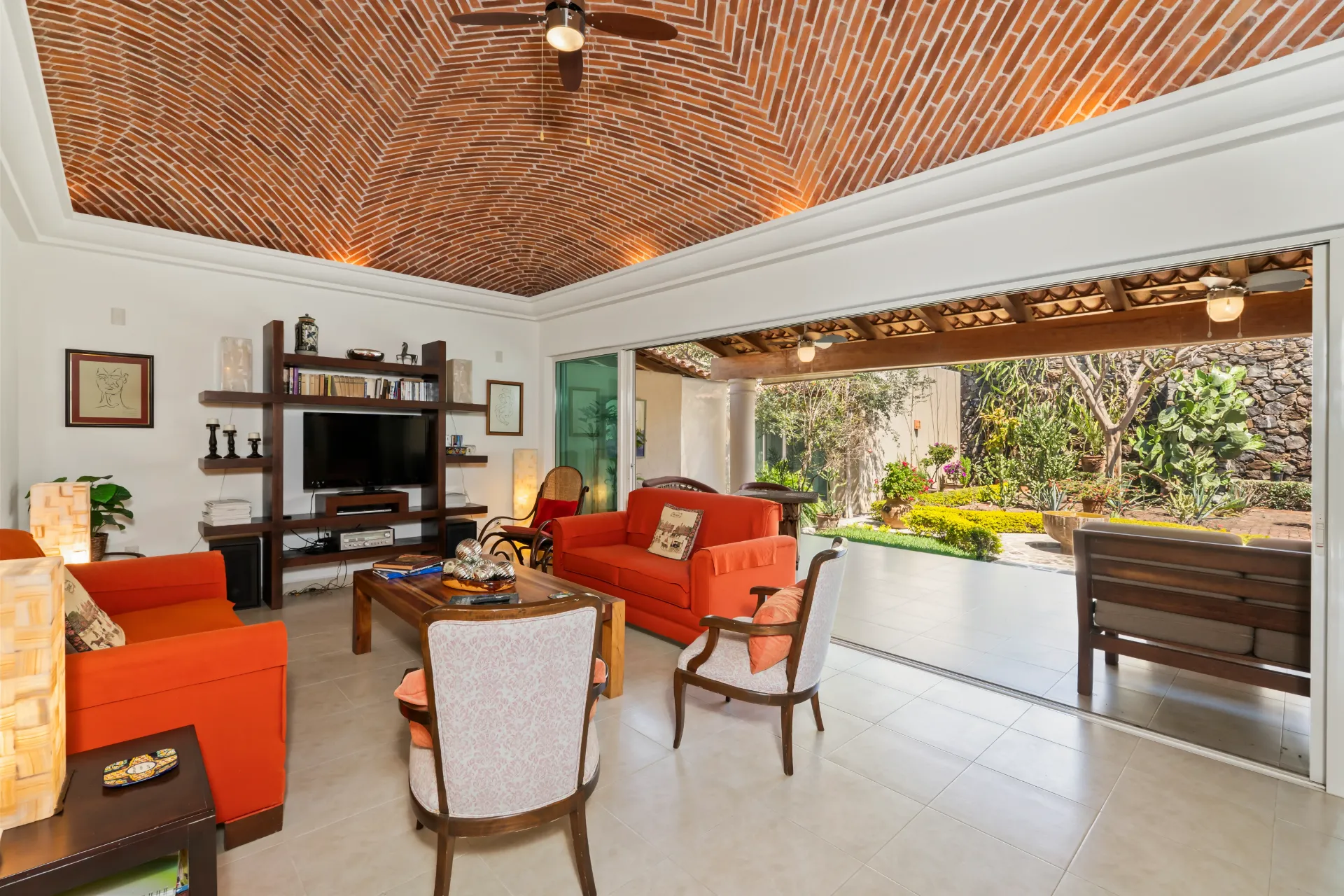 CASA PUERTA ARROYO